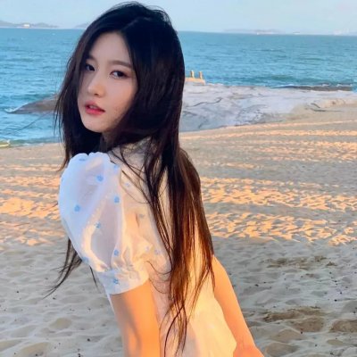 快藏起来!玛琪娜同学海报