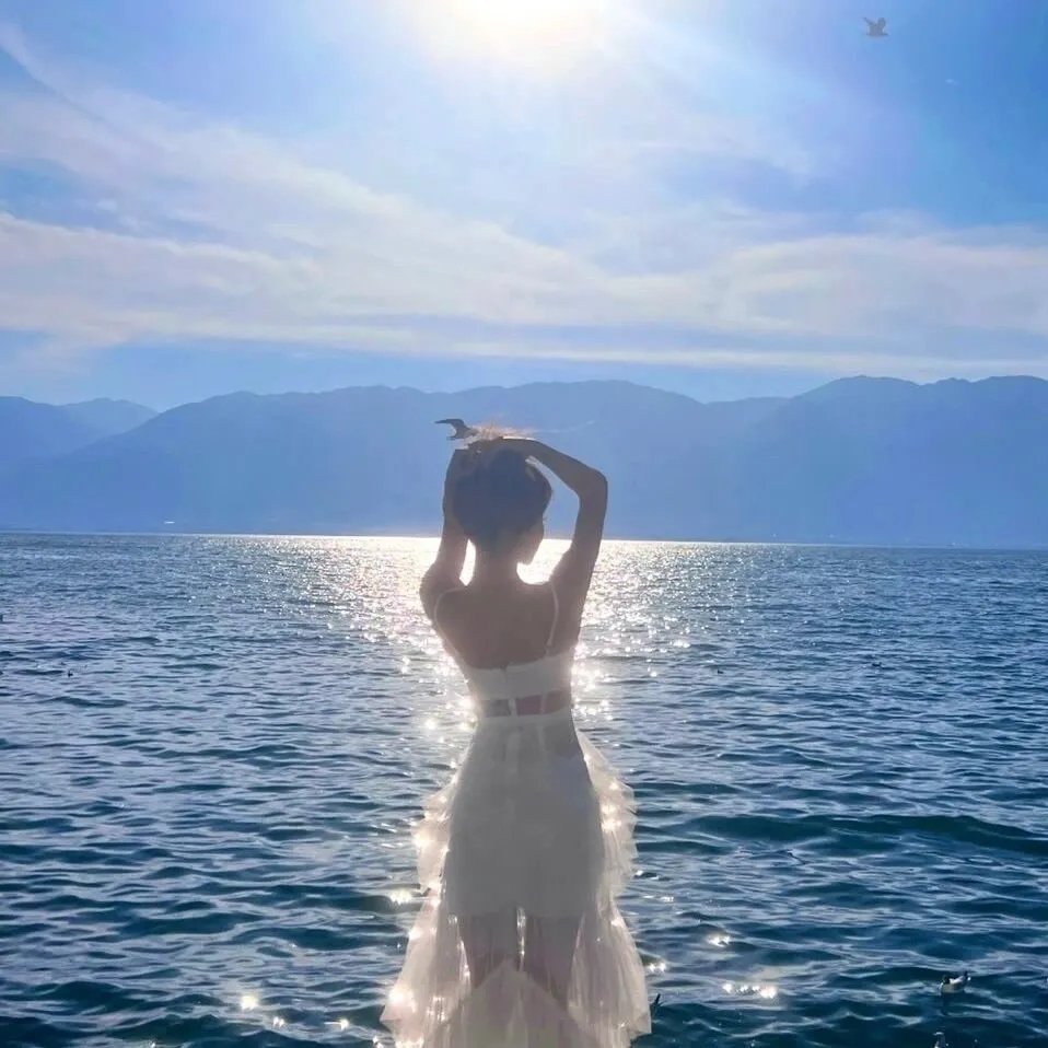 安吉拉的圣诞节海报